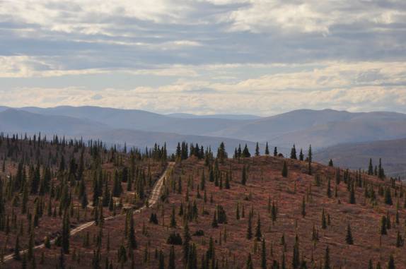 Percorrendo a estrada Top of The World Highway, entre Tok, no Alaska, e Dawson City, no Yukon - Canadá
